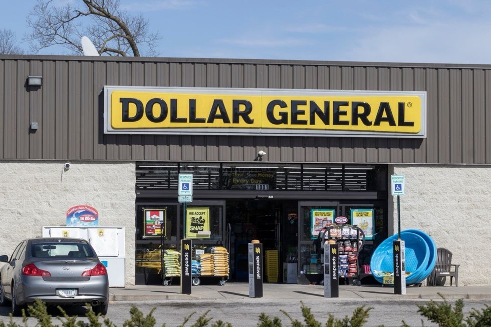 Dollar General Storefront