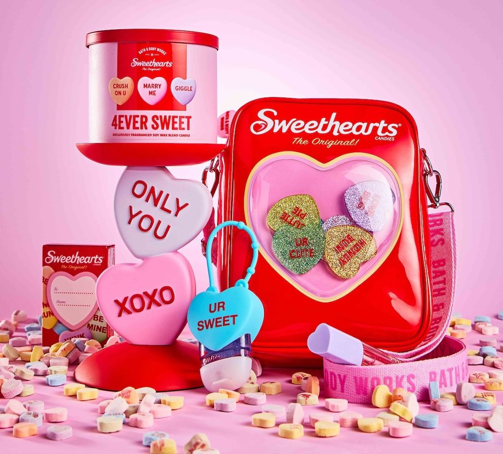 u200bBath & Body Works' Valentine's Day scent u201c4Ever Sweetu201d on a pile of Sweethearts candies