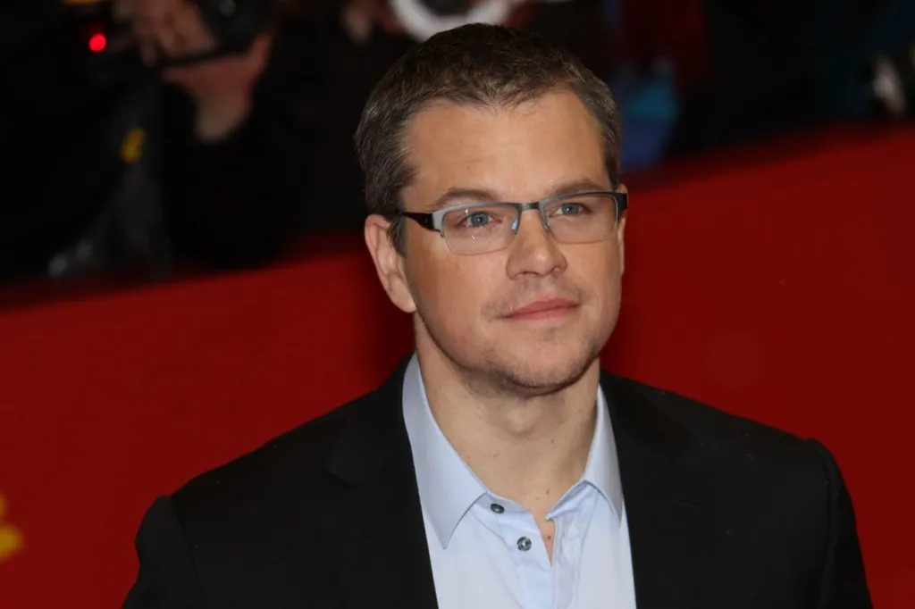 men's haircuts to look younger, starring Matt Damon