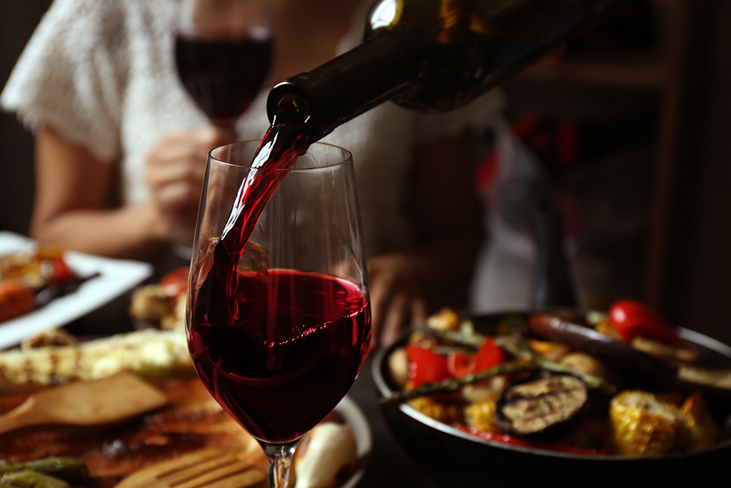 red wine in excess is weight loss secret that doesn't work