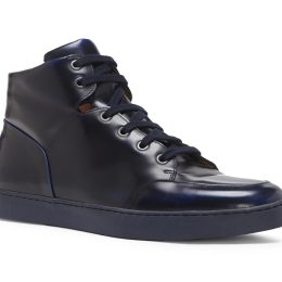 Vince Camuto sneaker
