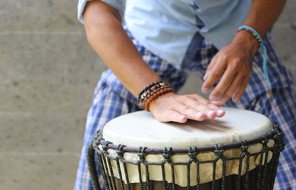 70 Jokes So Corny They'll Leave You in Stitches — Best Life