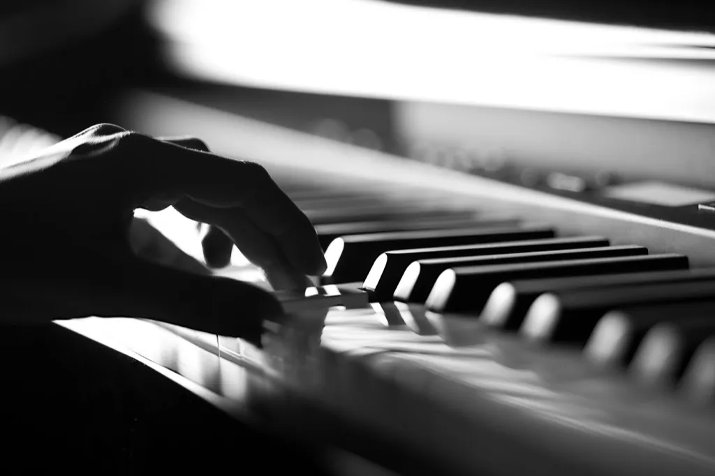 playing piano geniuses movie facts