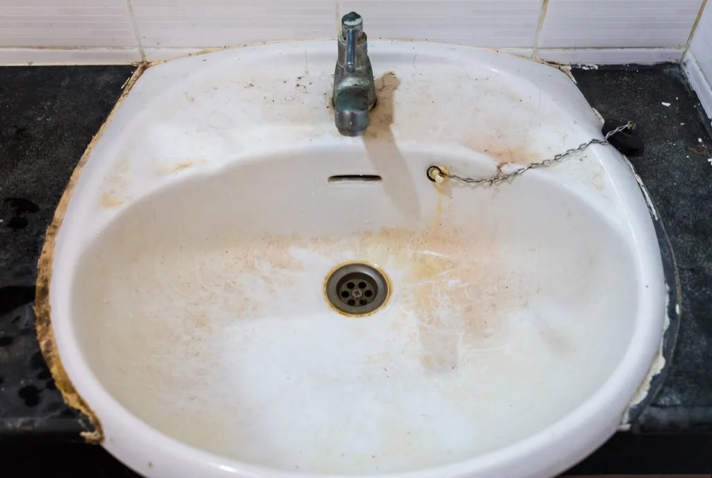 Dirty bathroom sink housekeeper secrets