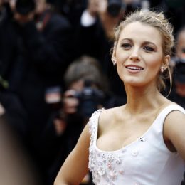 blake lively celebrities flying coach