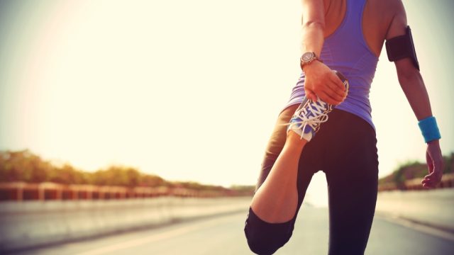 woman running run stretching exercise