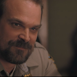 7 Reasons We’re Crushing on Stranger Things’ Jim Hopper