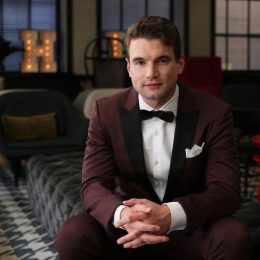 Rising Star Alex Russell Talks  SWAT,  Telekinesis, and Surviving the Australian Outback
