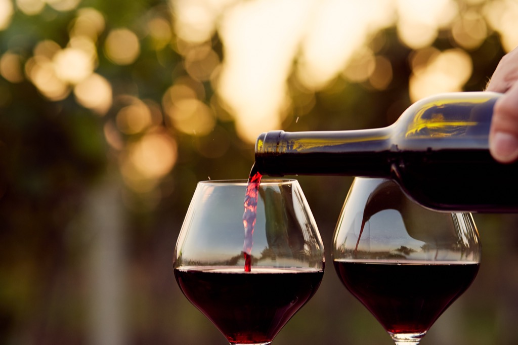benefits of wine red