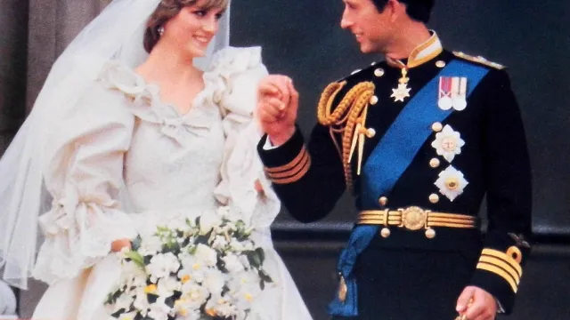 Princess Diana on her wedding day royal wedding facts
