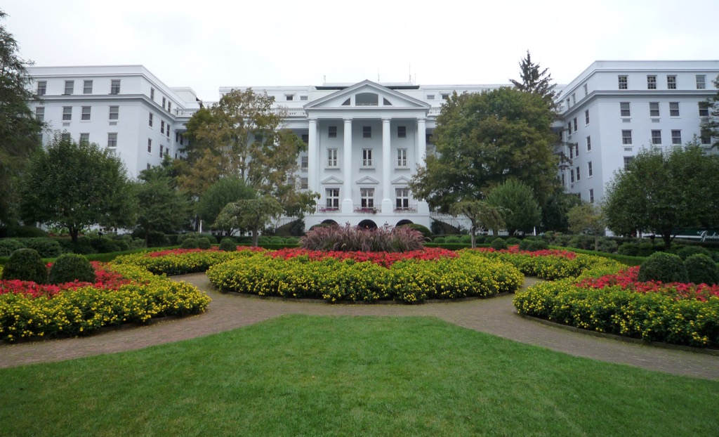 The Greenbrier Hotel is secret bunker for members of Congress, what the government is hiding
