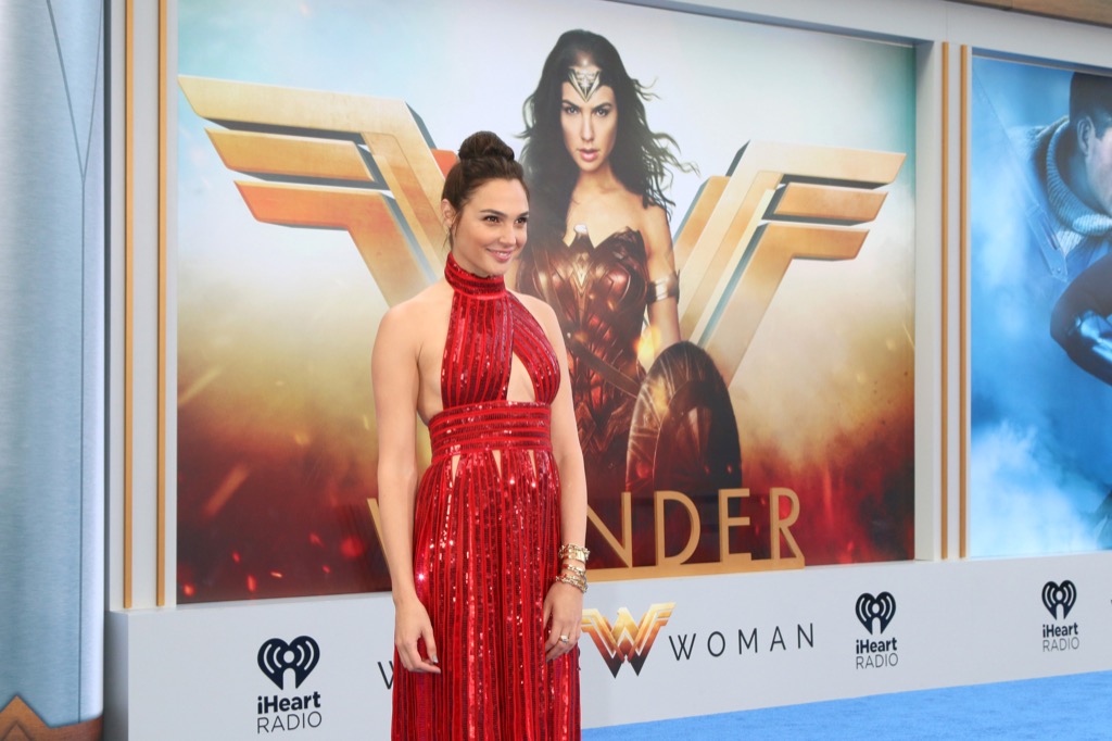 gal gadot's Wonder Woman is something to be thankful for in 2017