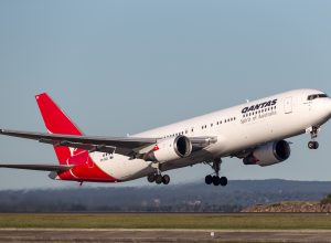 qantas airplane