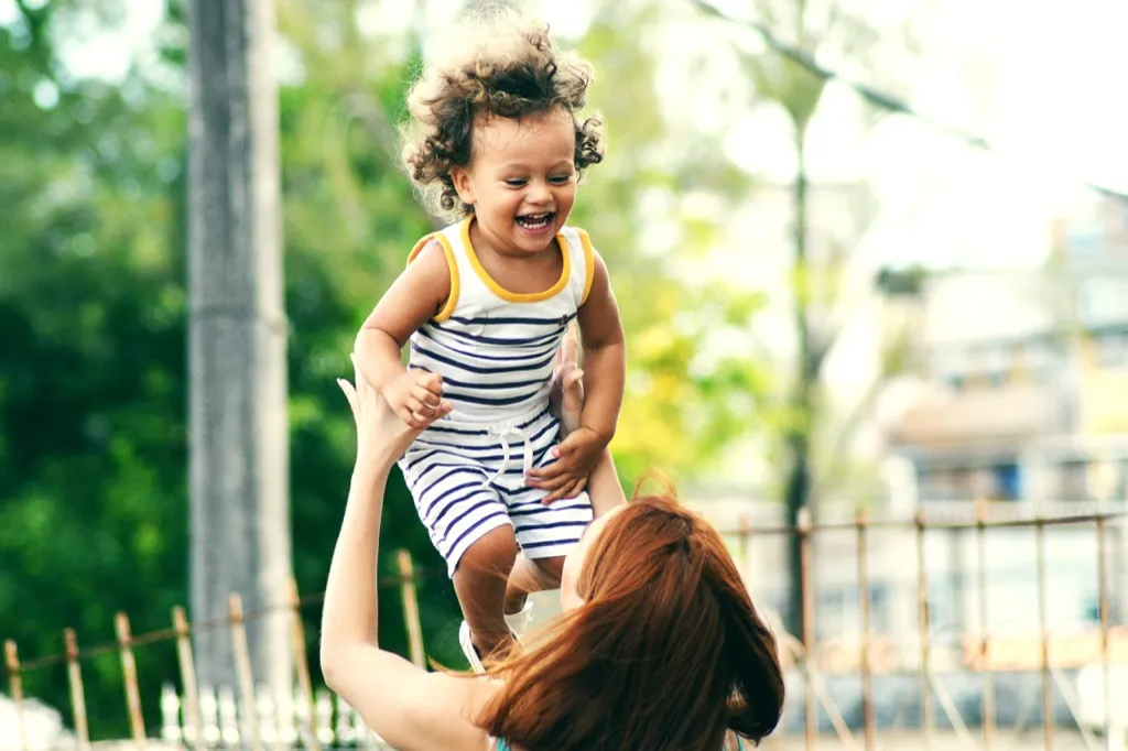 avoid labels to be a better mother