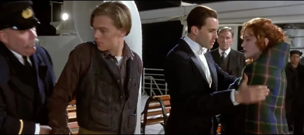 Cal comforts Rose in Titanic