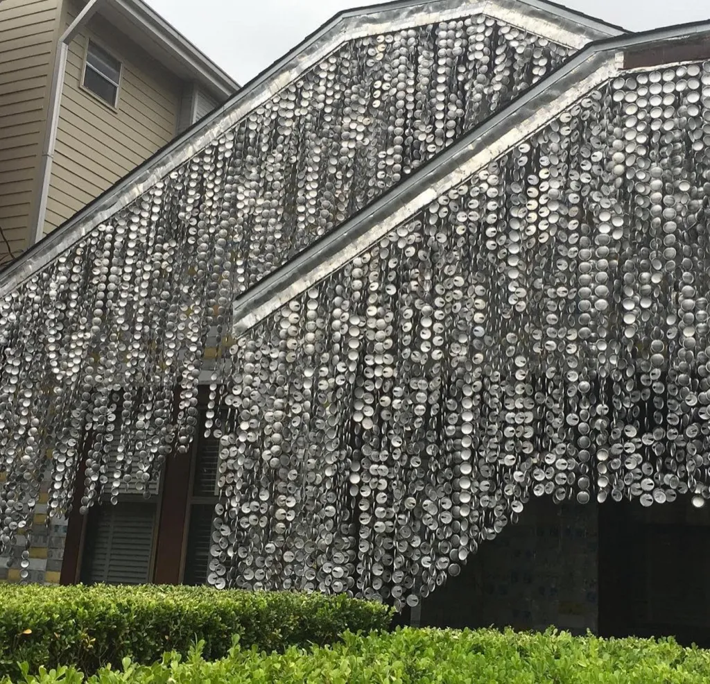 Beer can house houston