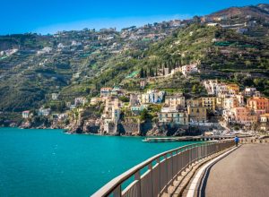 40 roads everyone should drive