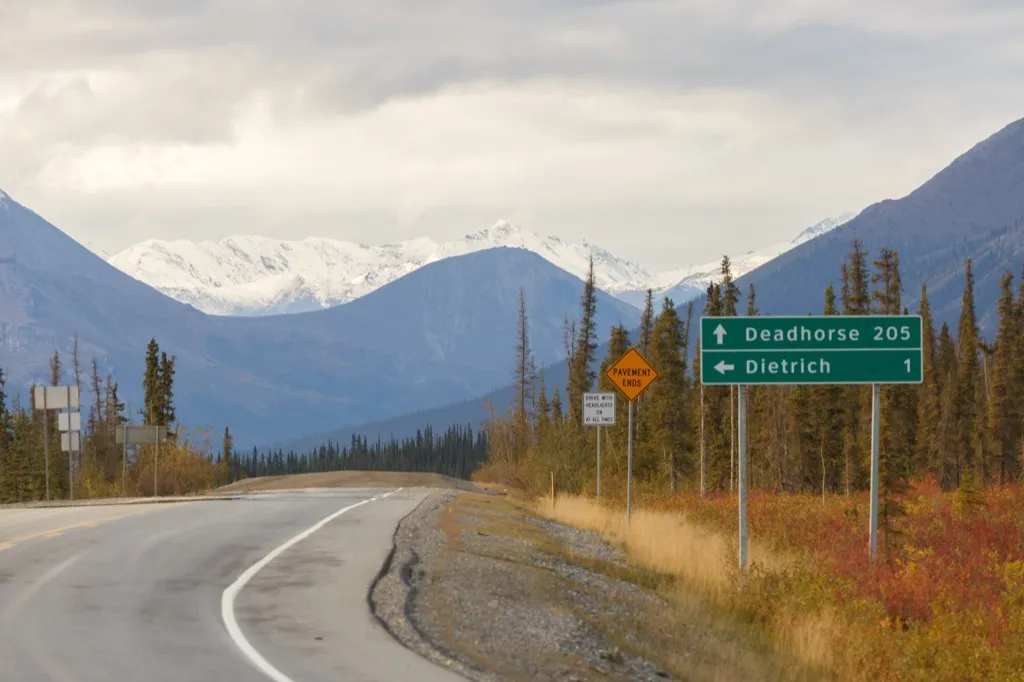 Deadhorse Alaska sign weird town names
