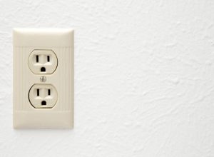 Three prong outlet home problems