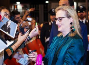 meryl streep golden globes