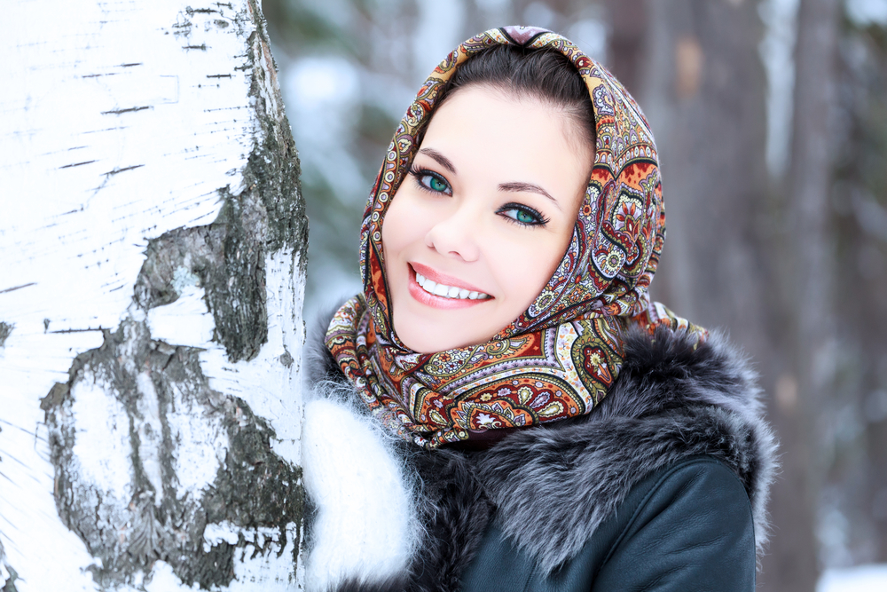 woman in the snow wearing a scarf, dna testing for weight loss
