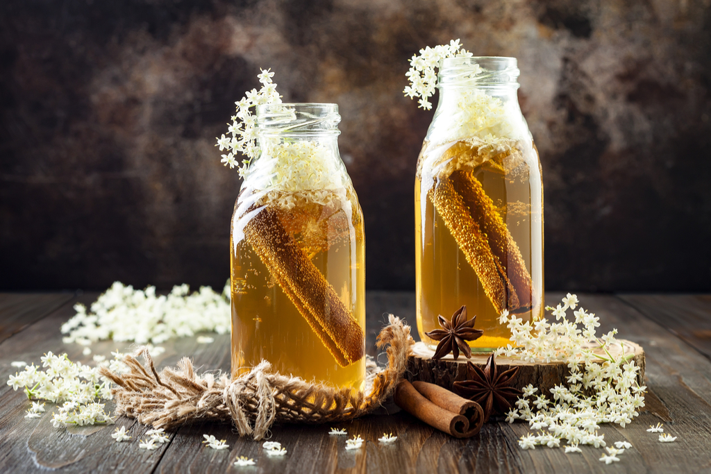 Kombucha Flavored Tea Anti-Aging