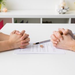Divorce papers Being signed, prepare children for divorce
