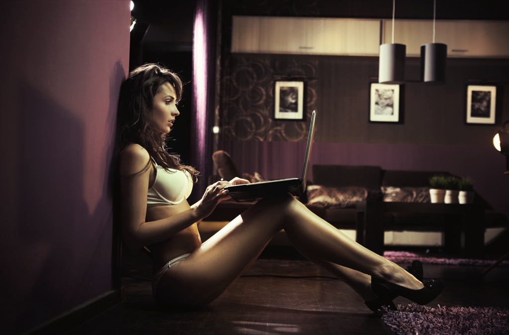 15 Best Free Literotica-Style Erotica Sites for Heating Up Your Reading