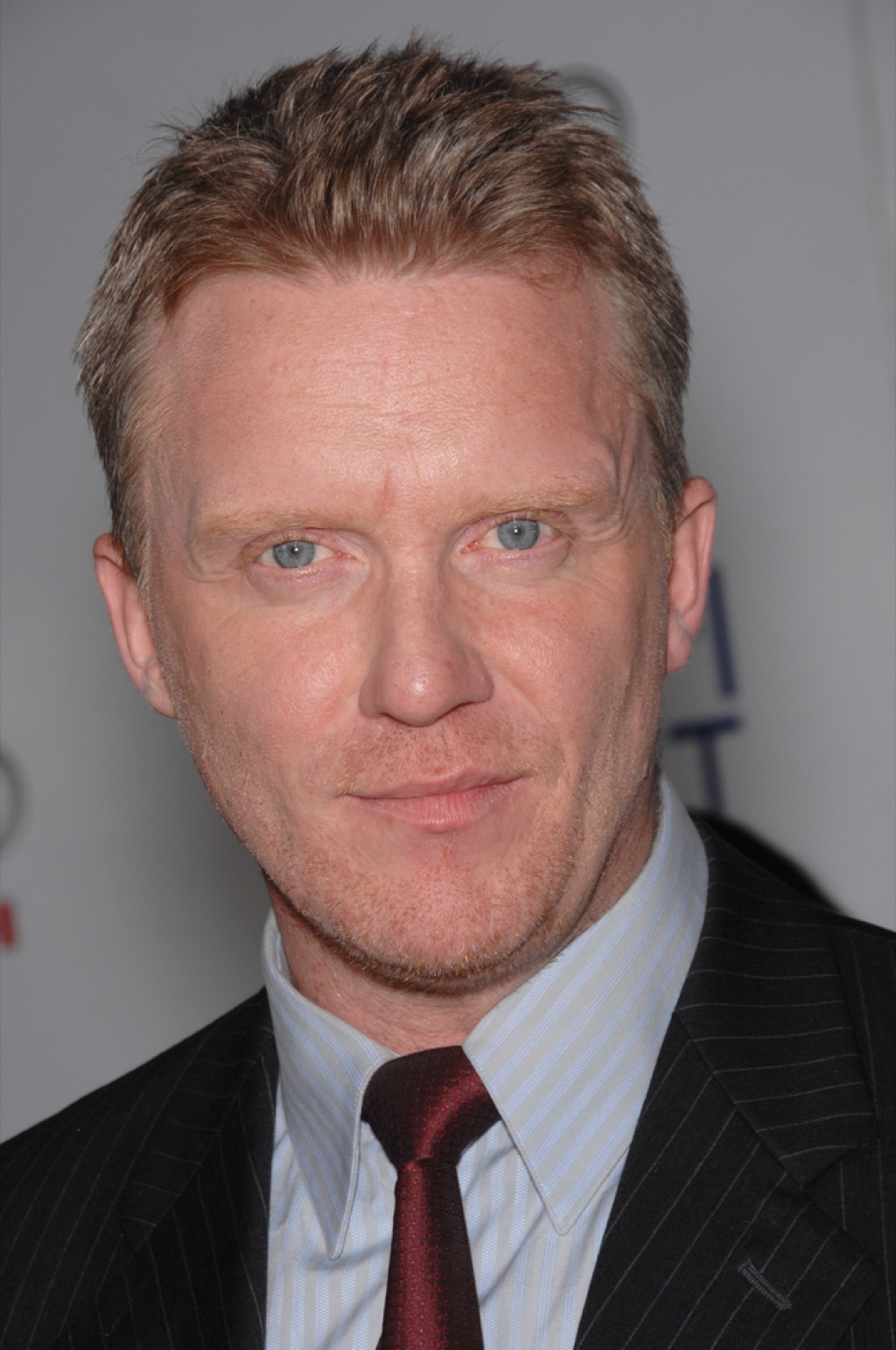 Anthony Michael Hall washed-up actor