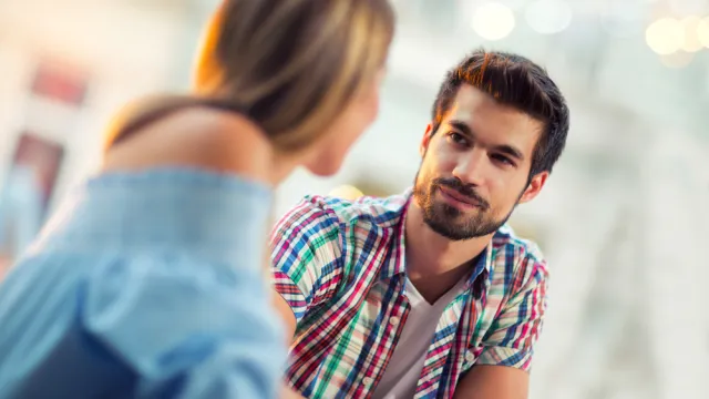 man looks at woman with love, how to tell if a guy likes you