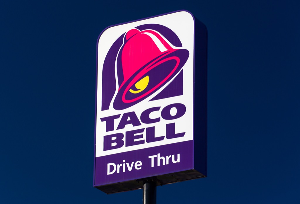 Taco Bell restaurant sign