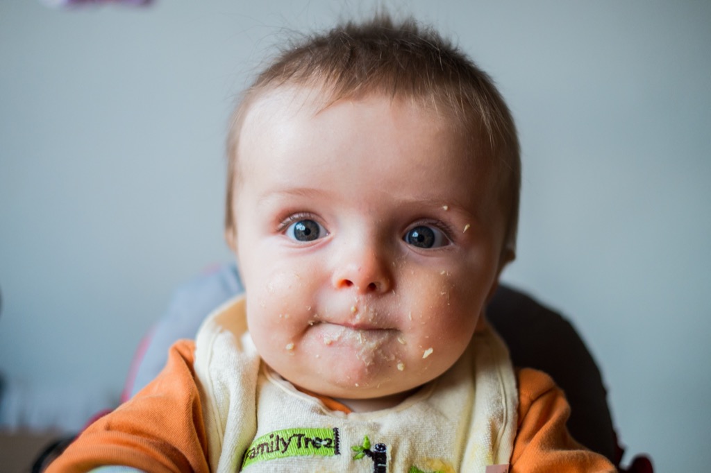messy baby eating 20 surprising ways fatherhood changes you