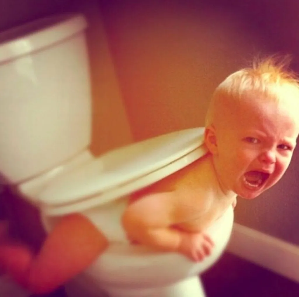 Trapped in toilet funny kid photos
