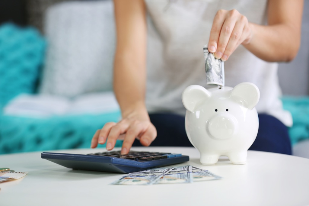 putting money into piggy bank advice you should ignore over 40