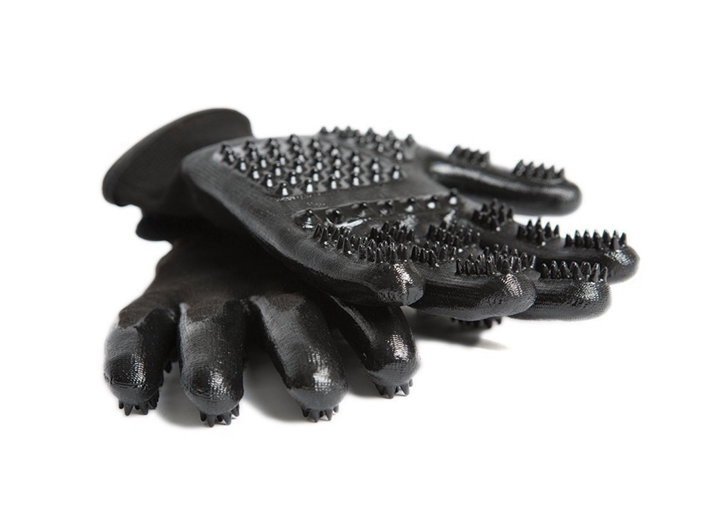 Hands On Grooming Gloves useless brilliant products