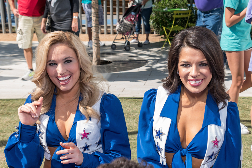 October 18, 2015: Two Dallas Cowboys Cheerleaders Signing Autographs at Klyde Warren Park in Dallas, TX