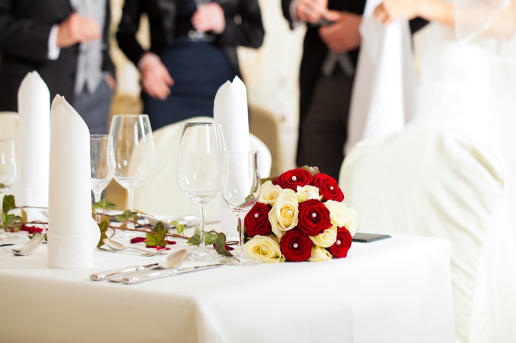 white tablecloth wedding