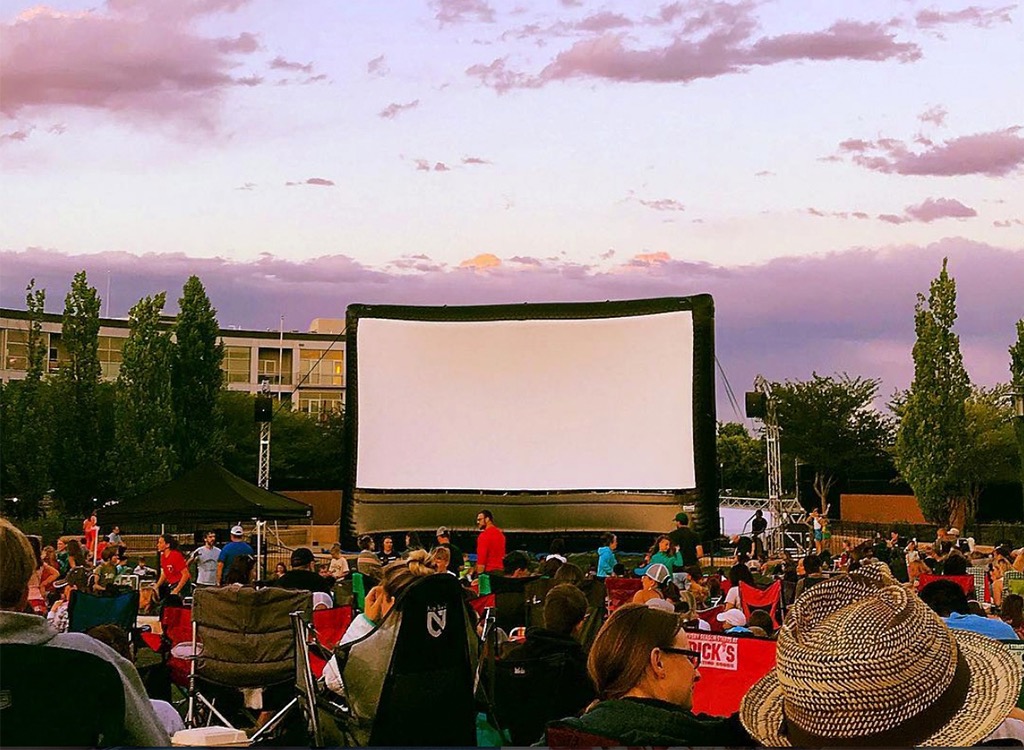 outdoor screening photos that will make you excited for summer