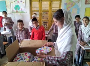 jk rowling sends gifts to schoolchildren in India.
