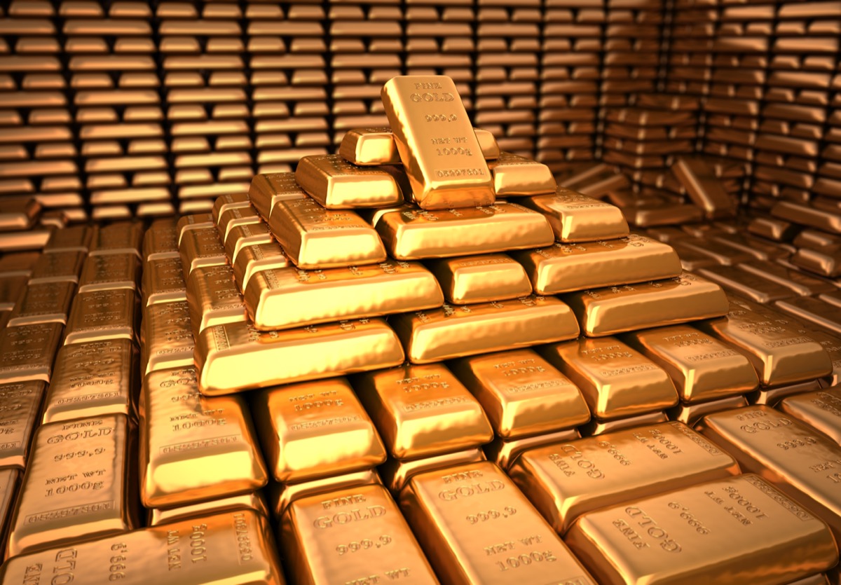 vault full of gold bars, astonishing facts