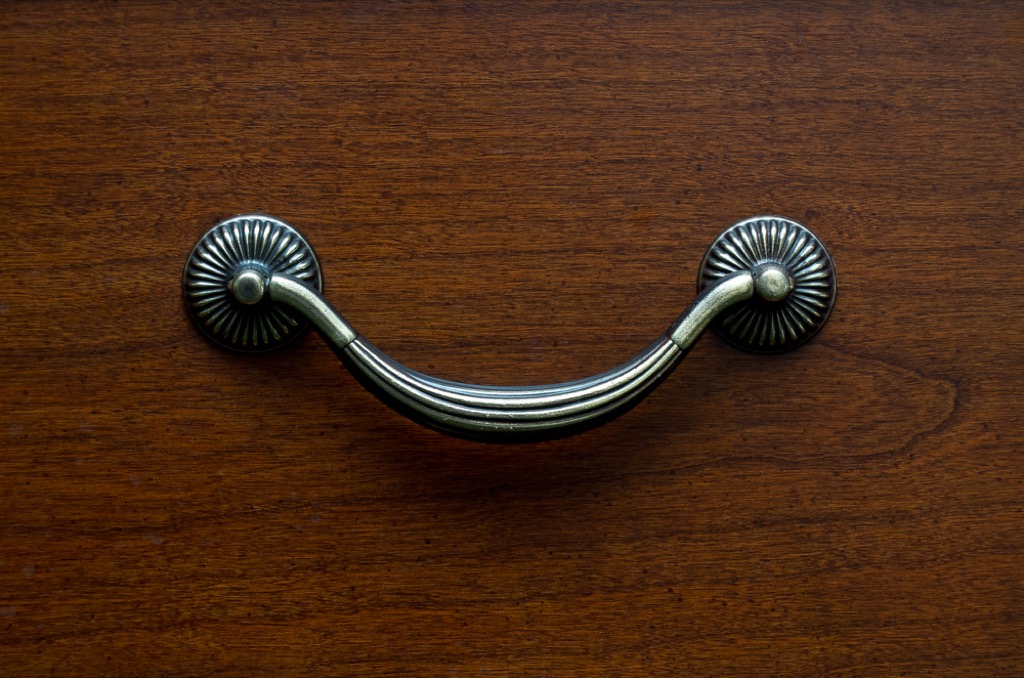 drawer handle outdated home design
