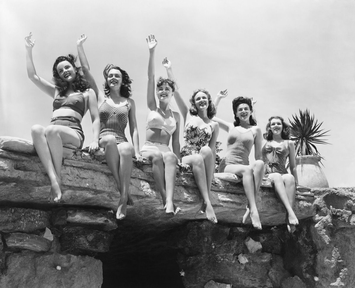 15 Hilarious First Reactions to the Invention of the Bikini