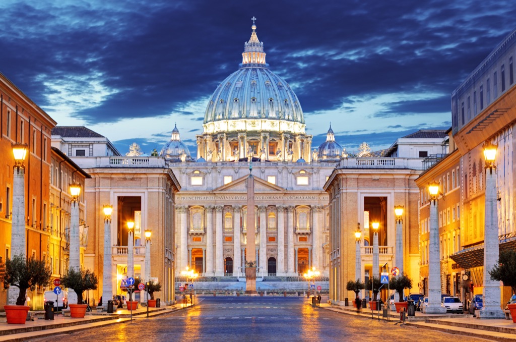 st peters basilica in vatican city in rome