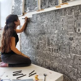 UK-based artist Olivia Kemp (@LivvyKemp) uses predominantly pen for her incredibly detailed art.