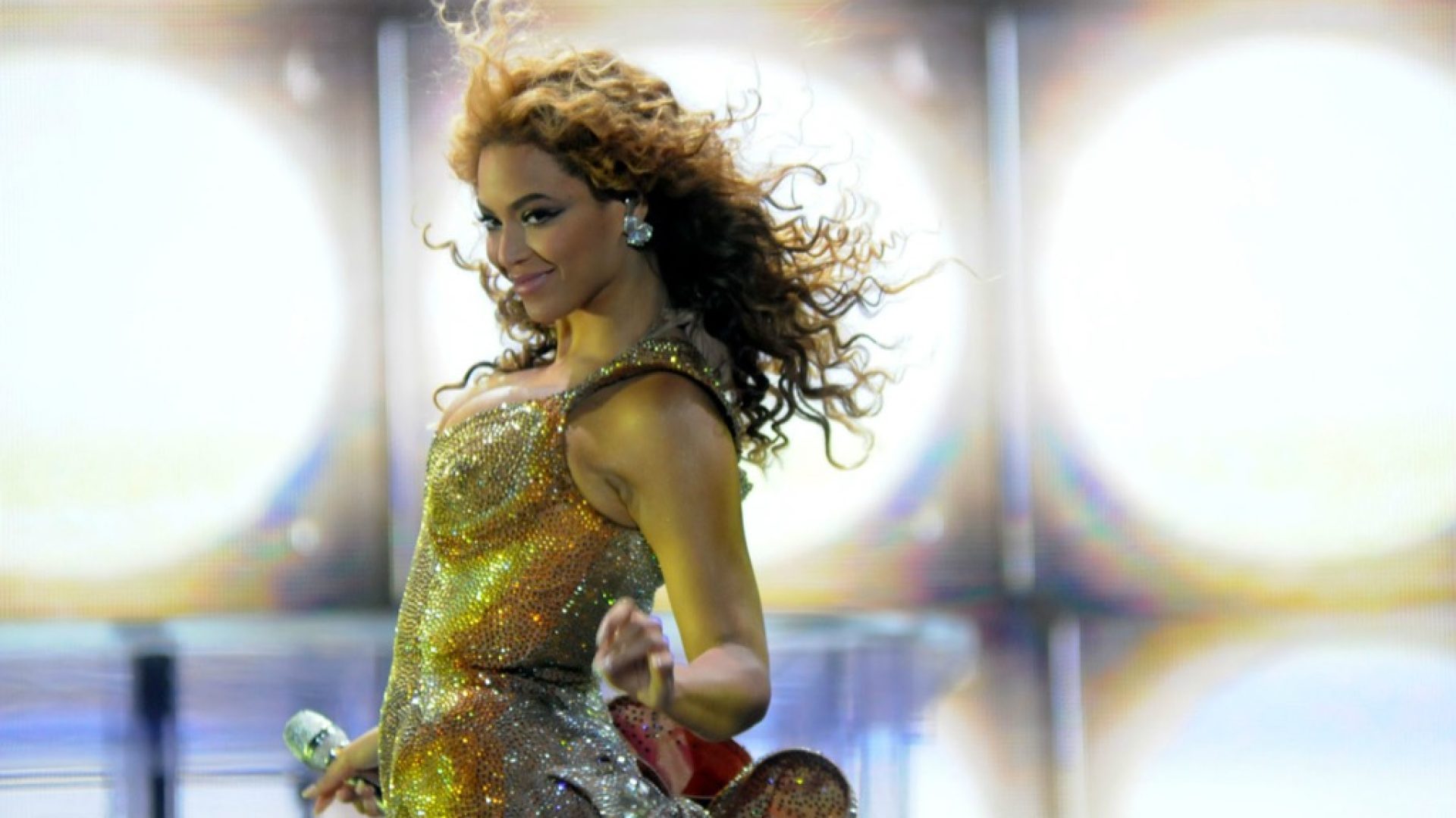 Beyoncé Stuns Wedding Crowd with Private Performance — Best Life