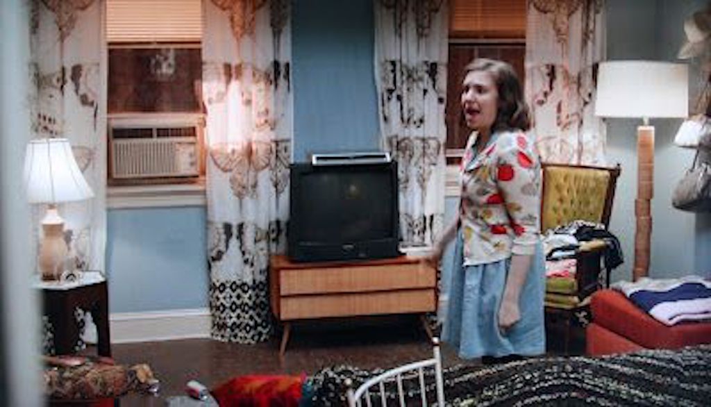 Girls Unrealistic TV Characters' Apartments