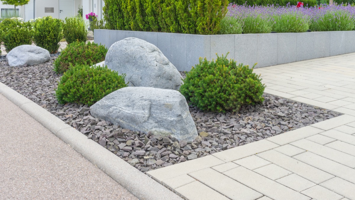 landscaping with boulders