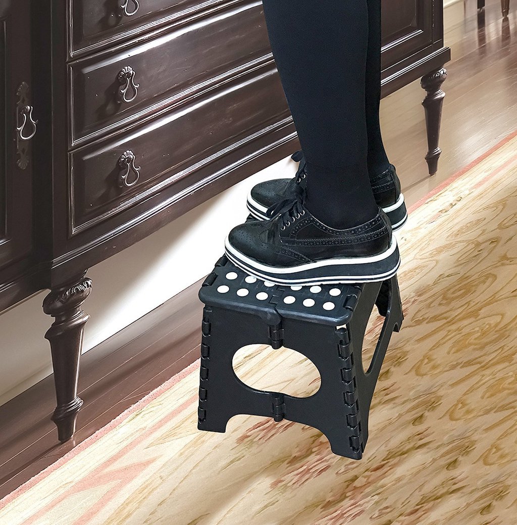 30 Things You Should Always Keep in Your Dorm Room Best LifeBest Life