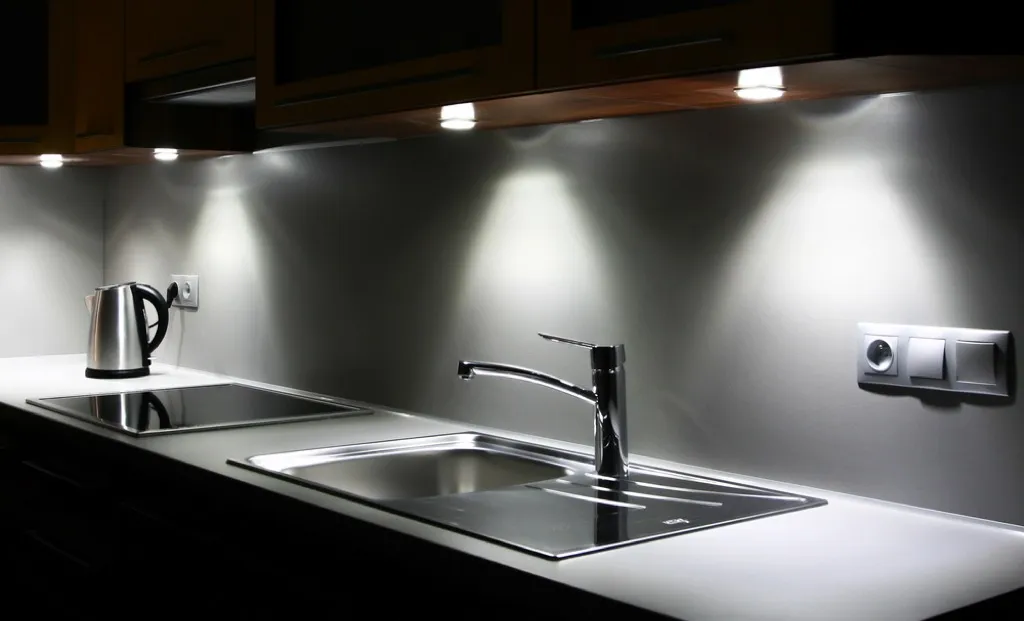 led lighting DIY home hacks