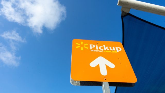 Walmart curbside pickup sign, walmart employee secrets